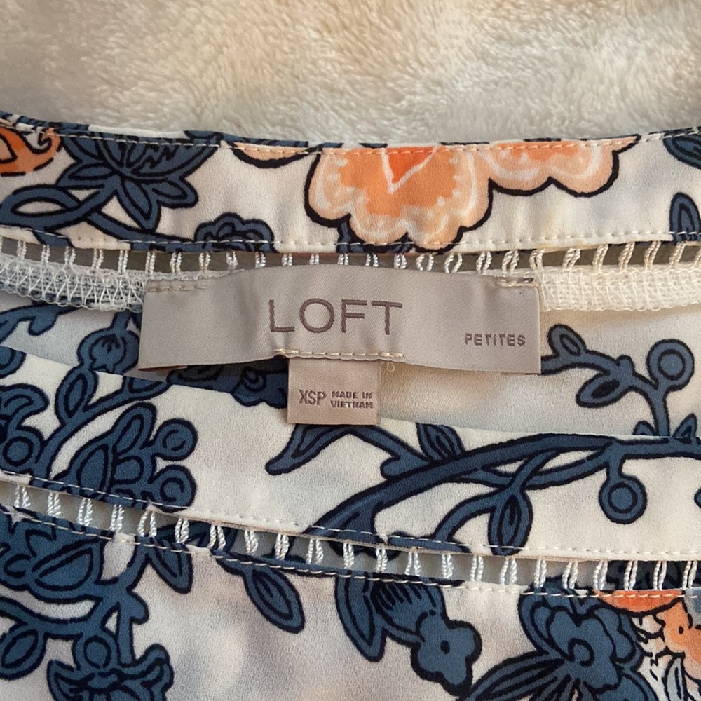 Loft Petite Patterned Work Blouse - image 3